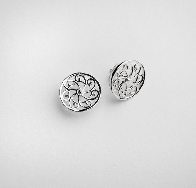 Southern Gates: Sterling silver pinwheel stud earrings