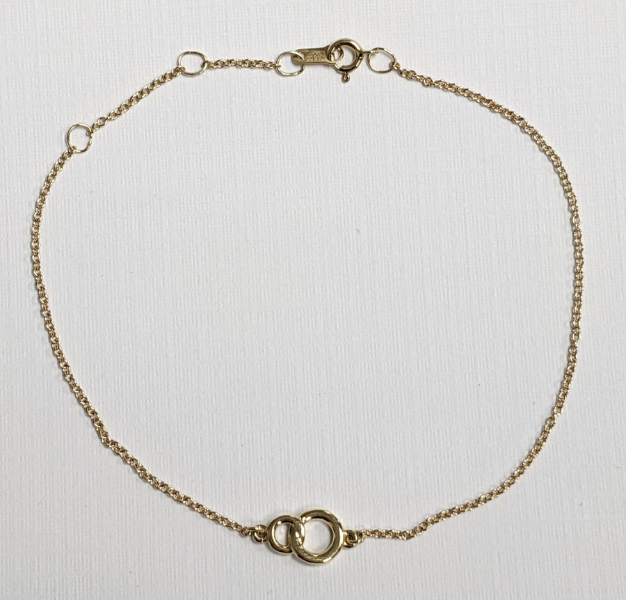 14k yellow gold interlocking circle bracelet